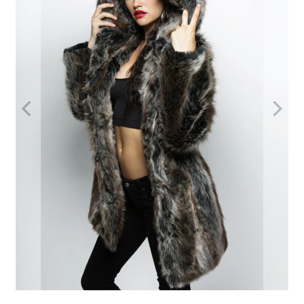 GREY WOLF CLASSIC FAUX FUR COAT | WOMEN'S